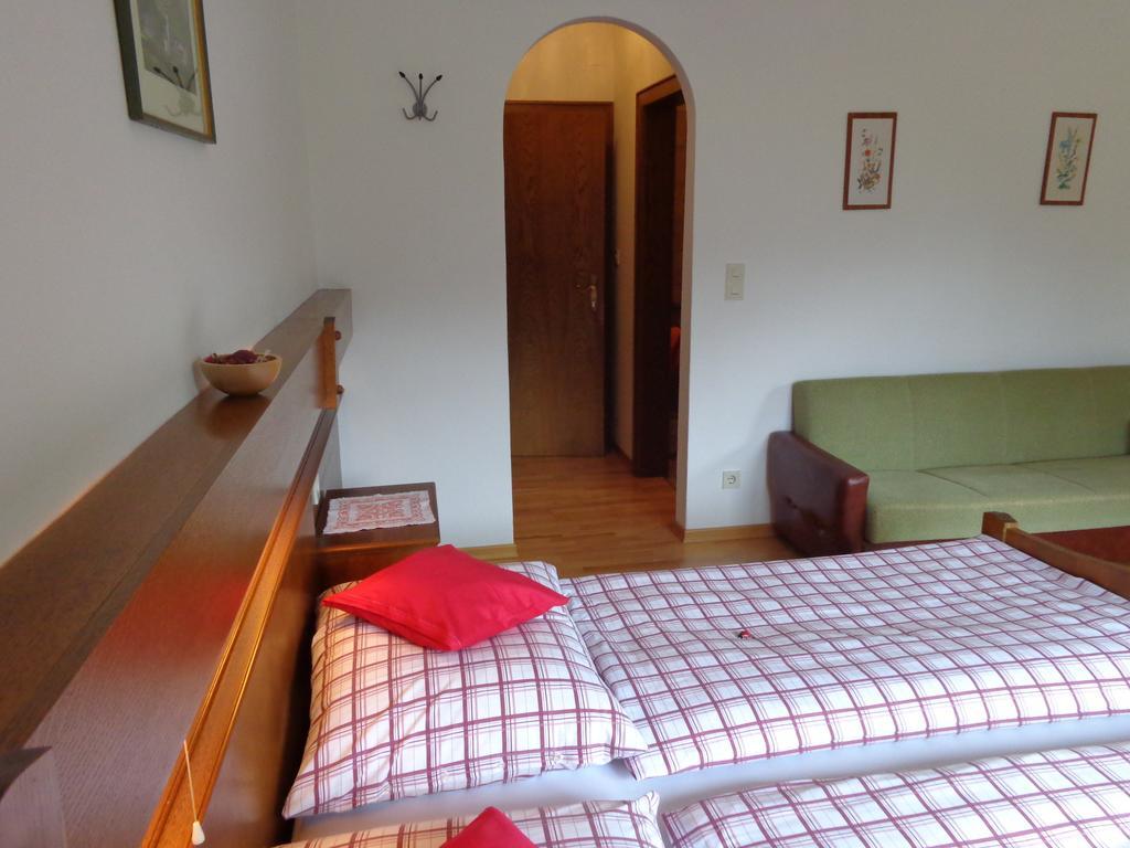 Haus Helga Hotell Unken Rom bilde